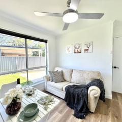 Studio in Belmont | Easy to City & Airport