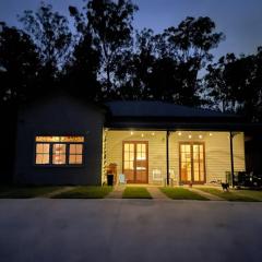 Roslyns Cottage Country Escape in Tamborine