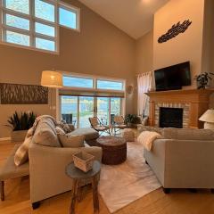 Mississippi waterfront getaway-Dogs Welcome!