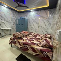 Luxury Heaven Hostel for students, parents and guests