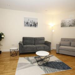 Eyre Square Apartment