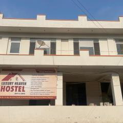 Luxury Heaven Hostel for students, parents and guests