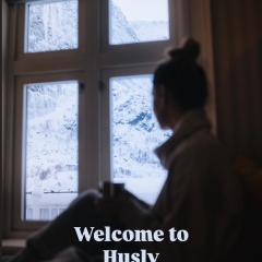 Husly Reine - your home with Reinebringen view