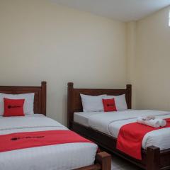 RedDoorz at Solo Baru