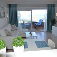 Beautiful front line apartment