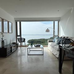 Beachfront Apartment at Radisson Hotel