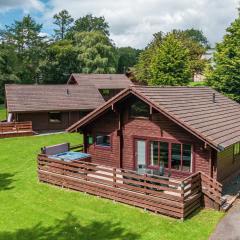 Lady Galloway 30 with Hot Tub