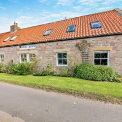 4 Bed in Ellingham 93702