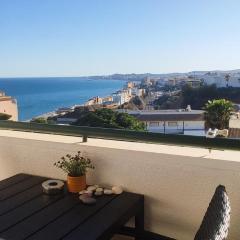 Piso moderno con vistas al mar