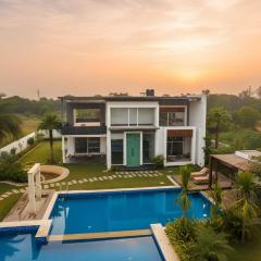 StayVista La Paradise 2 BR villa With Outdoor Pool in Amritsar