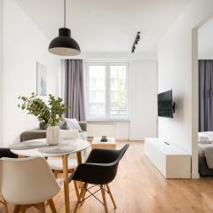 Wola Sławińska Deluxe Apartment by BookingHost