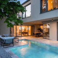 Luxury Villa Lipa Tree with pool in Novigrad