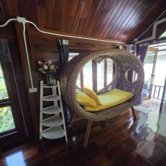 Peaceful Mountain Retreat in Ao Luek Tai