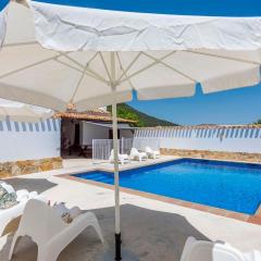 Cortijo El Llano Priego de Córdoba by Ruralidays