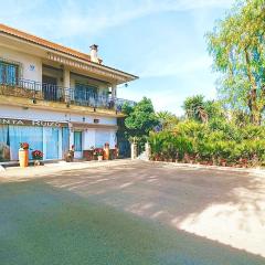 Estudio Único Venta Ruizo con Piscina Wifi y Parking cerca de el Castillo