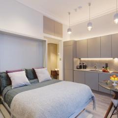 Ground floor -studio-located in Notting Hill Gate