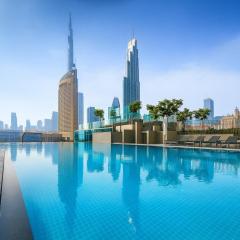 BRAND-NEW 1BR in DOWNTOWN I Direct DUBAI MALL Access I Balcony & Stunning Pool