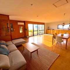 Off The Wall Lodge Chatan