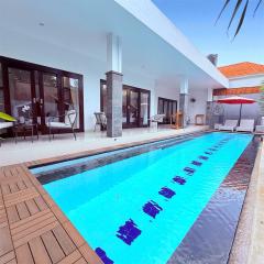 De Luxe Villa Fabian Escape in Seminyak
