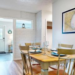 Seaglass Cottage by Bayley Vacation Rentals