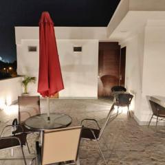 Spacious 2-Bedroom Apartment with Private Terrace, Central Delhi