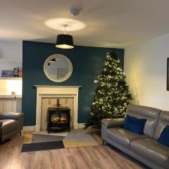 Shangri - La Spacious Family Townhouse