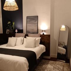 Victorian Gem with Patios & Devil's Peak Vista - 5 min to CBD