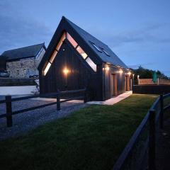 Black Lodge - Sea view with deck garden