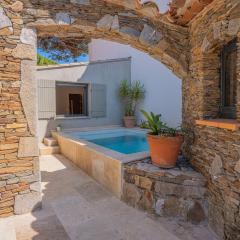 VILLA BERNADETTE - Villa climatisée pour 10 personnes avec piscine à Hyères-La Capte