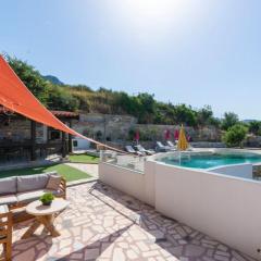 Villa Serenity With Pool