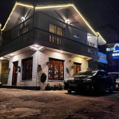 Blue Moon Hotel