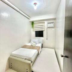 2BR Family Condo for 6pax near IT Park Budget Stay at Urban Deca Homes Banilad by Gerra unit Khero