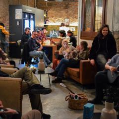 Black Swan Hostel Granada