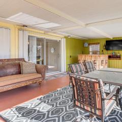 Dockside Punta Gorda Anglers Retreat on Canal!