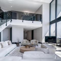 Prestigious High-End Residence