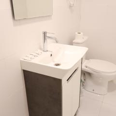 RentHouse ApartHotel Room #1