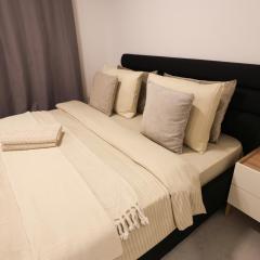 RentHouse ApartHotel Room #1