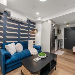 Casa Hotels McCaul- Central New Basement Suite