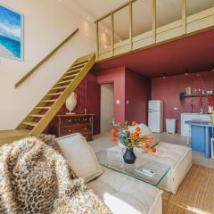 Bright Loft Studio - 6 min Walk to Palm Beach