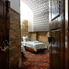 Mekhtarr Anbar Historical Hotel