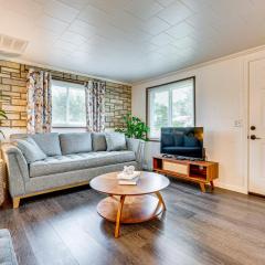 Florida Adventure Hub Near Top Attractions and Lakes