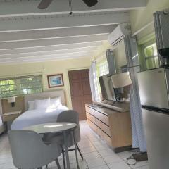 Suite 11 Cottage Queen Deluxe Double