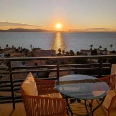 The Manga Beach Sea view Studio, Sandy beach & Crystal clear water, 5G Wifi & Airco