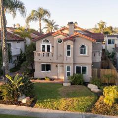 Walk to beach Great location Villa