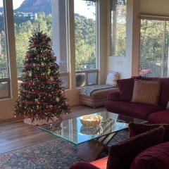 Luxe Design with Amazing Views - Creek Access