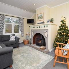 4 Bed in Llanfairtalhaiarn 88973