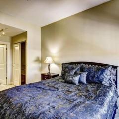 2BR • Walk to Convention Center • Gym