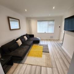 Beautiful, 2 Bedroom House in Tonbridge