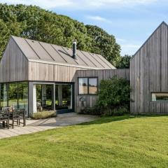 Architect-Designed House Near Dyngby Beach
