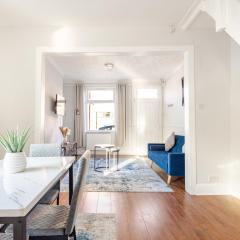 2 Bedroom House with Free Parking